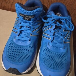 New Balance Black and Blue Athletic Shoes